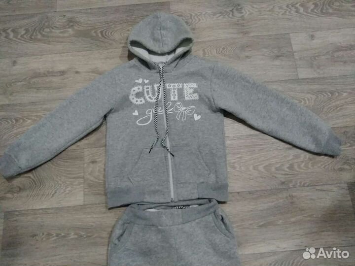 Спортивный костюм для девочки