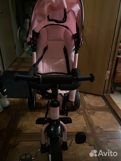 Трёх колёсный коляски