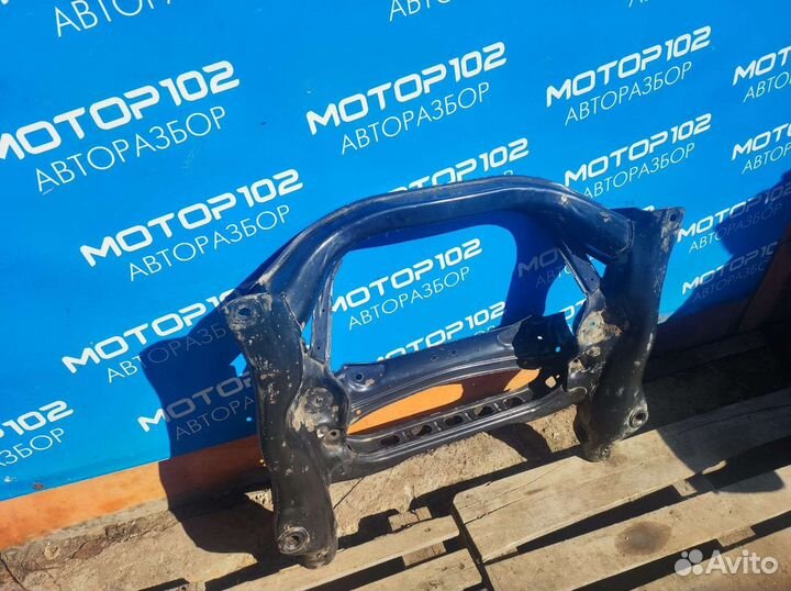 Подрамник передний Mercedes W221