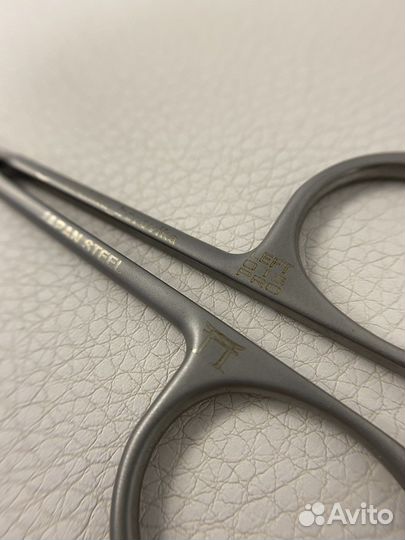 Маникюрные ножницы для левши и фреза