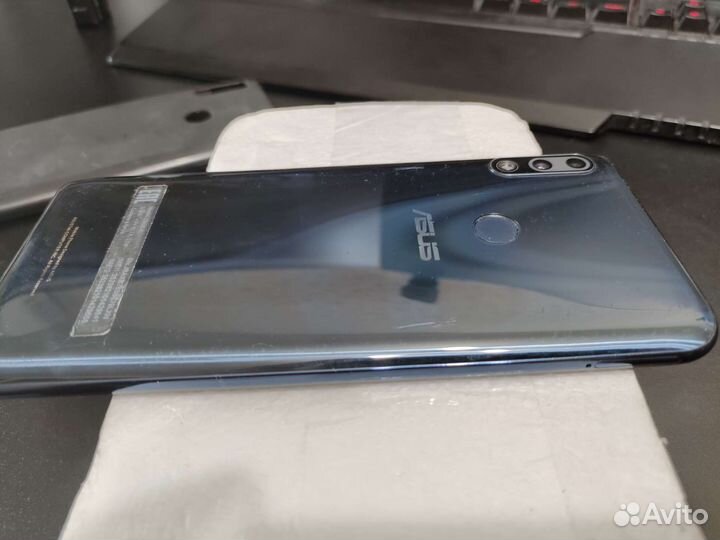 Asus zenfone max pro m2 zb631kl