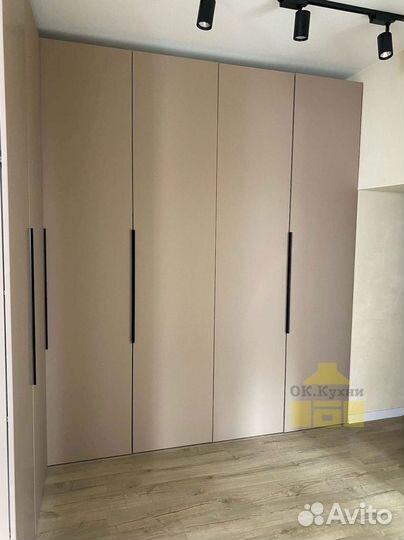 Стенка в гостиную