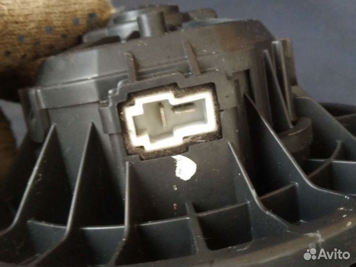 Моторчик печки Кия Рио 3