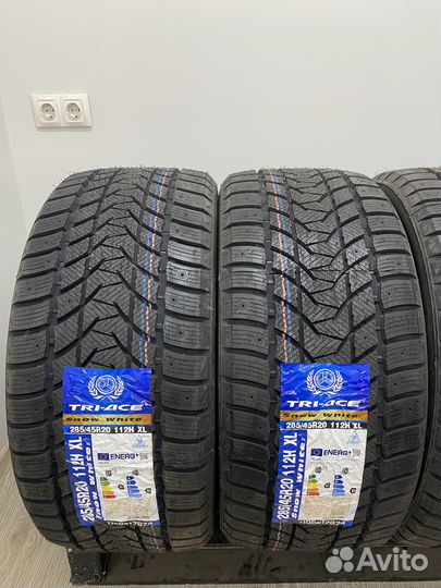 Tri Ace Snow White II 285/45 R20 112H