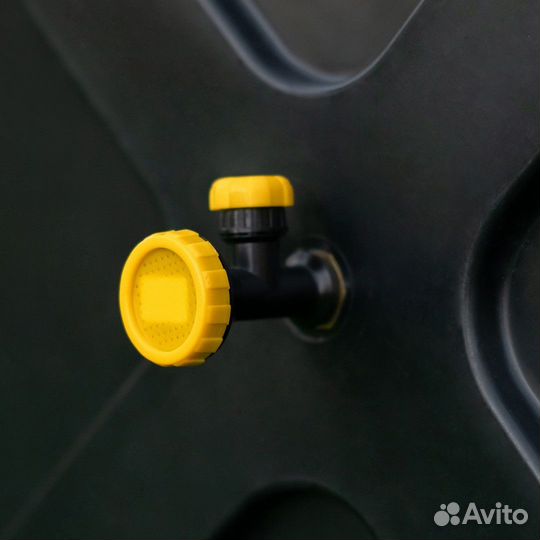 Душевой бак