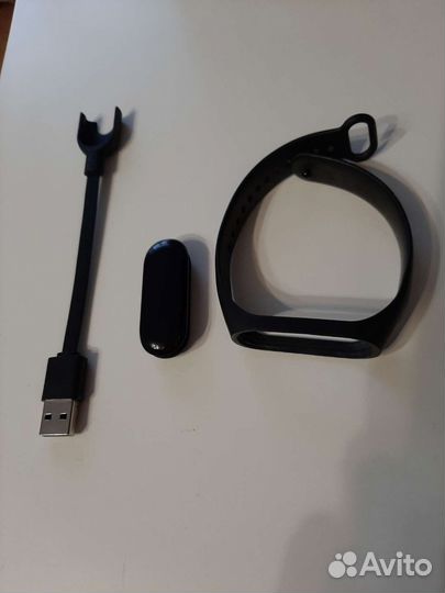 Часы xiaomi mi band 3