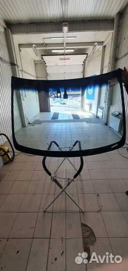 Лобовое стекло Тойота Камри