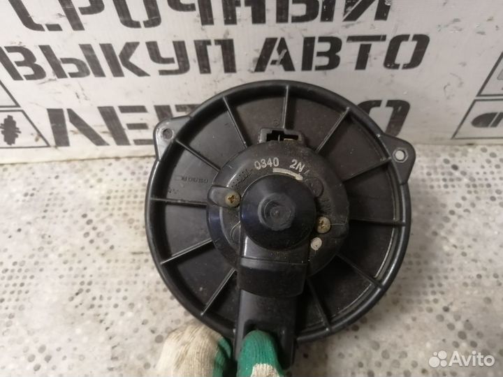 Моторчик отопителя для Mitsubishi Pajero/Montero 2