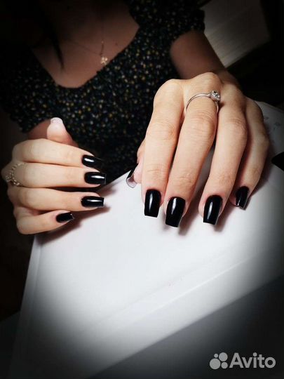 Наращивание ногтей