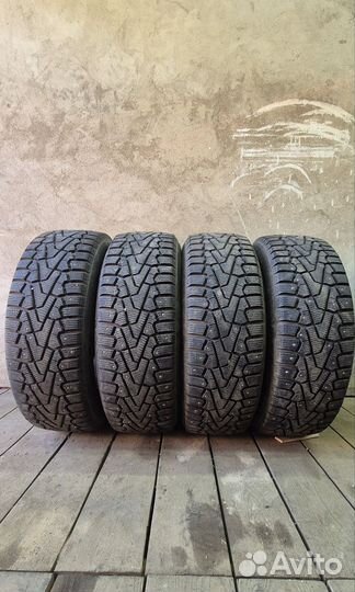 Pirelli Ice Zero 215/60 R17