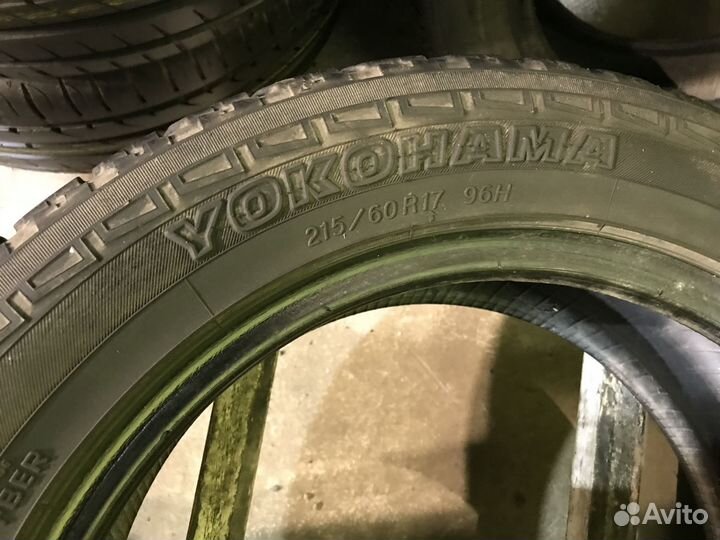 Yokohama Geolandar A/T-S G012 215/60 R17