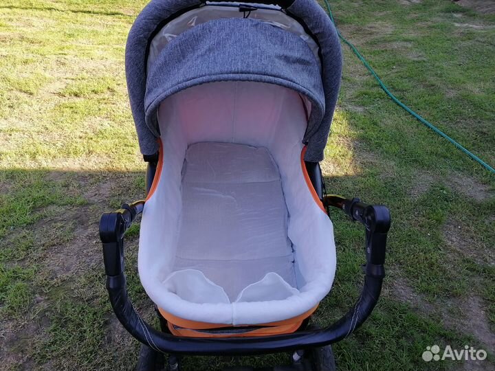 Продам коляску детскую