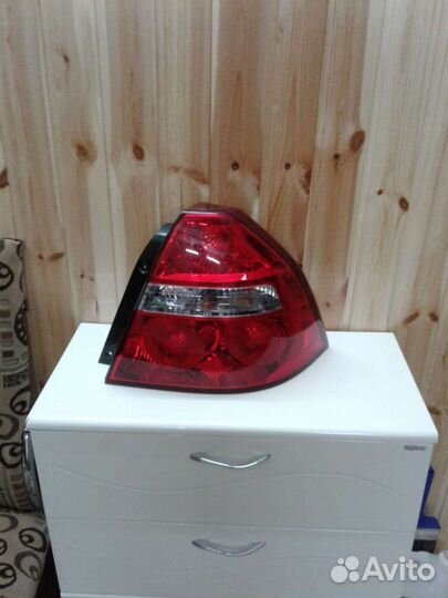 Фонарь задний левый от chevrolet aveo