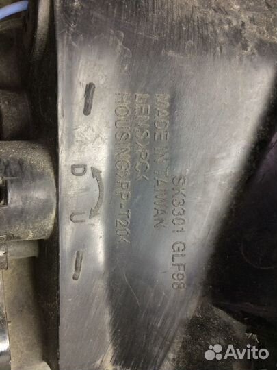 Фара передняя правая golf 4 с дхо