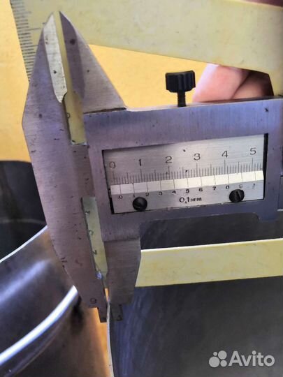 Бак нержавеющий с крышкой