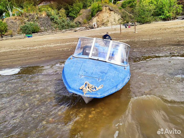 Лодка с мотором