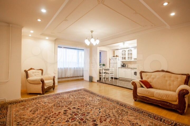 2-к. квартира, 80 м², 7/9 эт.