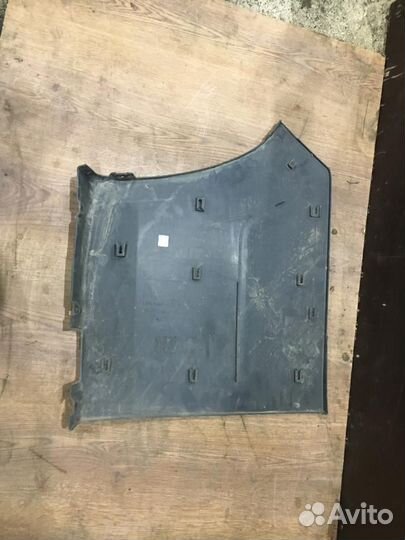 Накладка заднего крыла Пежо Боксер 3 250 2.2 TDi