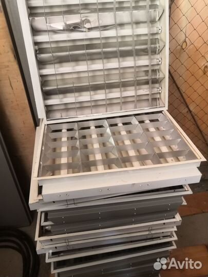 Потолочные светильники армстронг