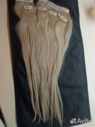 Натуральные волосы на заколках