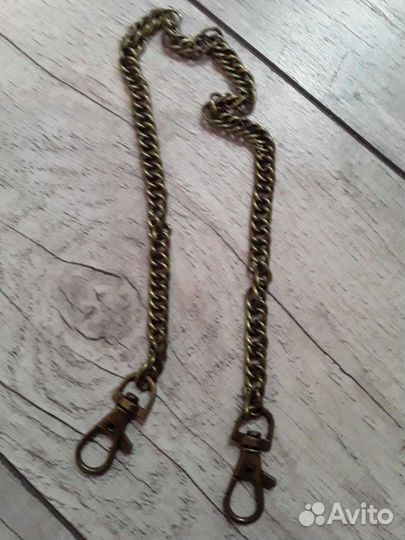 Брелки и цепочки