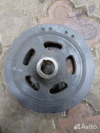 Шкив коленвала Mercedes Vito 2.2L