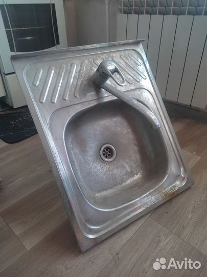 Раковина для кухни из нержавейки