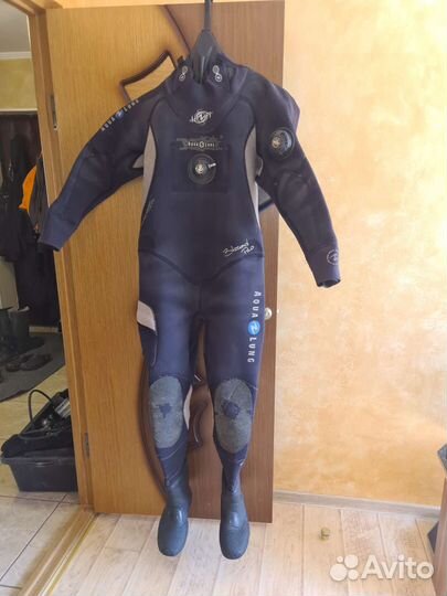 Костюм для дайвинга