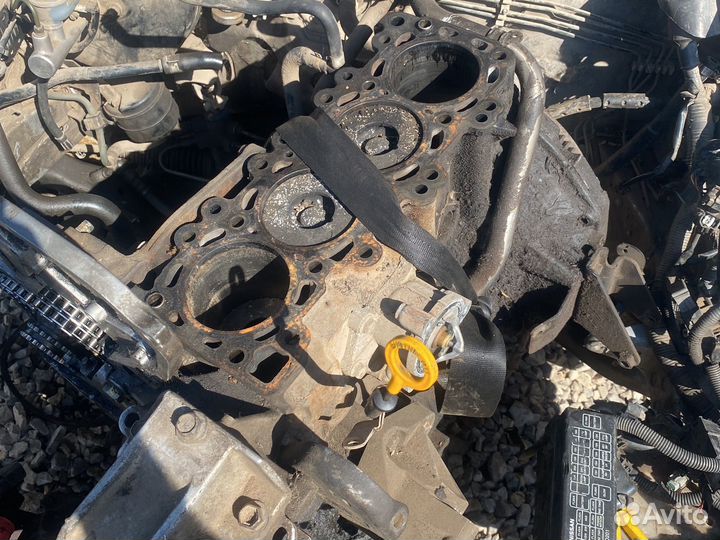 Блок двигателя YD22