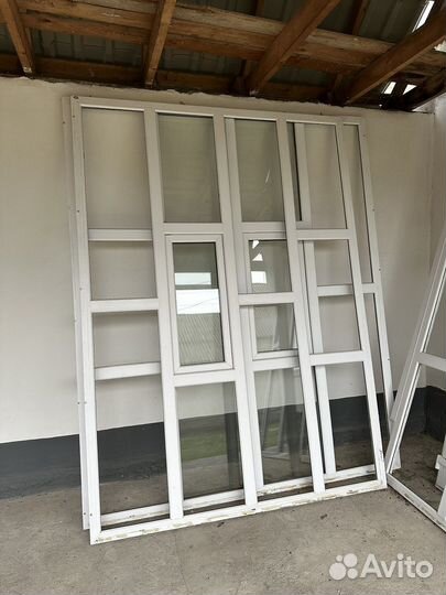 Дверь входная со стеклопакетом