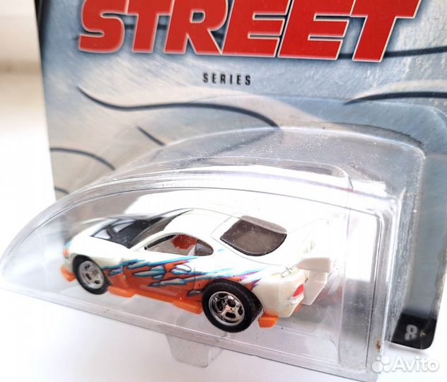 100 Hot Wheels Super Street Super Tsunami