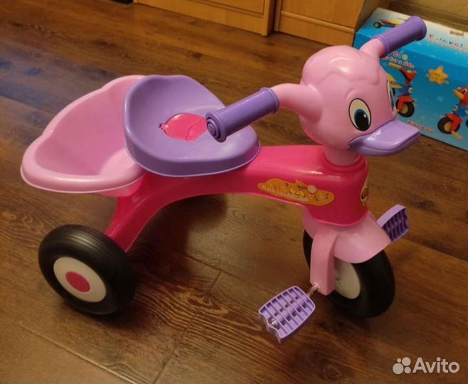 Велосипед беговел трёхколёсный