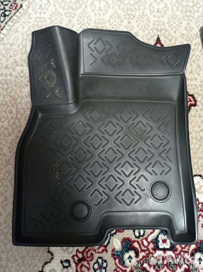 Комлект резиновых ковриков на Cheri tiggo 7 pro