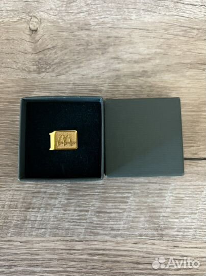 Значок Macdonalds 1 год