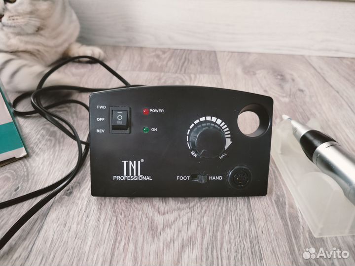 Машинка для маникюра и педикюра