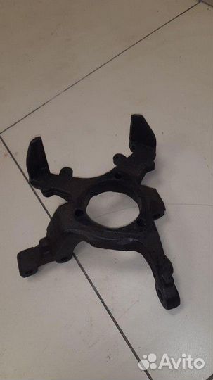 Кулак поворотный правый передний Opel Astra