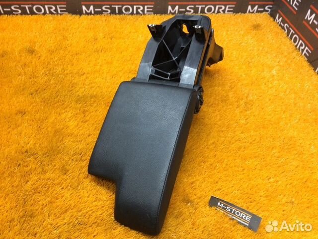 Подлокотник Bmw 3-Series E46 M43B19 (194E1) 2001