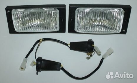 Фара противотуманная Лада 2110 рифленое стекло