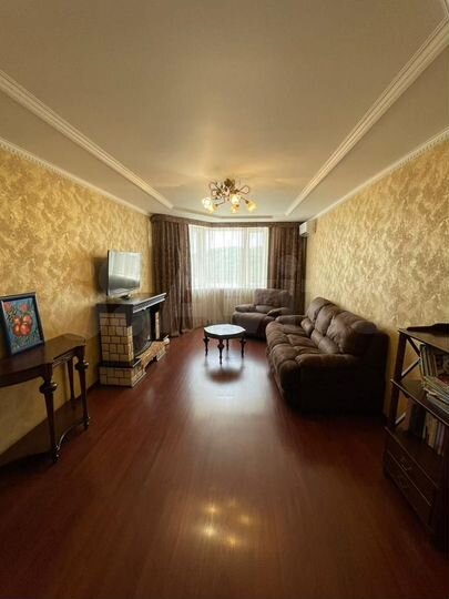 2-к. квартира, 62,3 м², 3/10 эт.