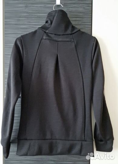 Спортивная кофта adidas 42-44 размер