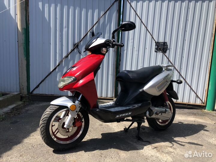 Скутер Stels 50