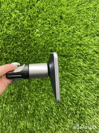 Магнитный держатель для телефона Borofone BH43