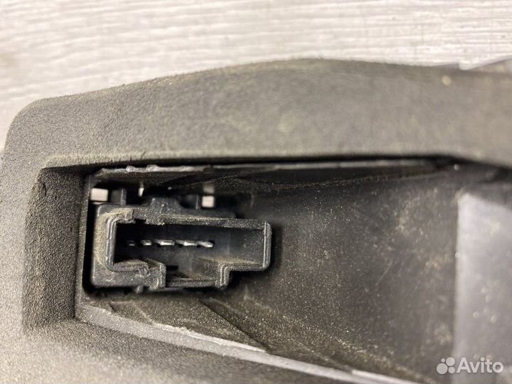 Блок плата фонаря задний левый Peugeot 407 1.6