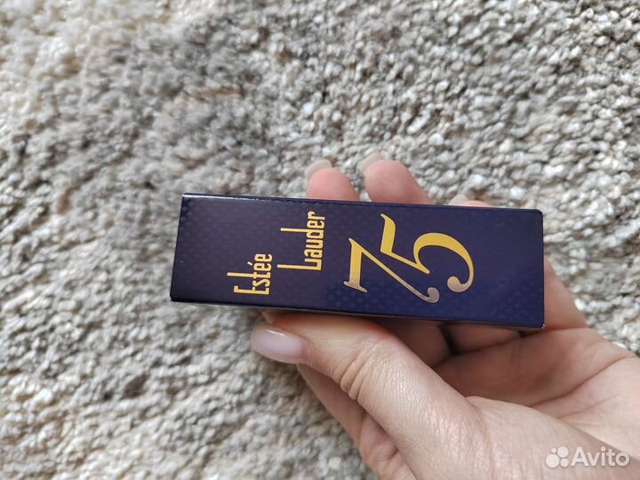 Помада для губ Estee Lauder