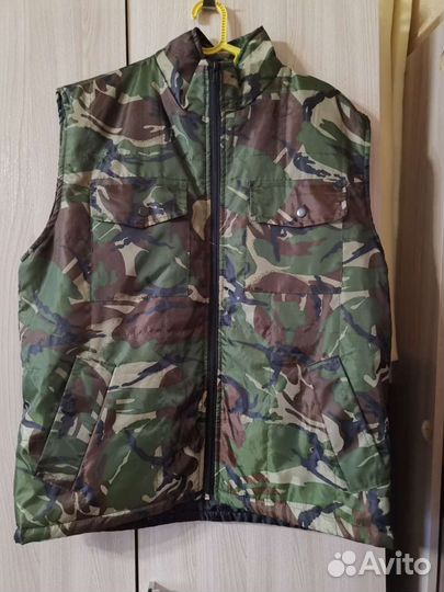 Жилетка безрукавка мужская р. 50