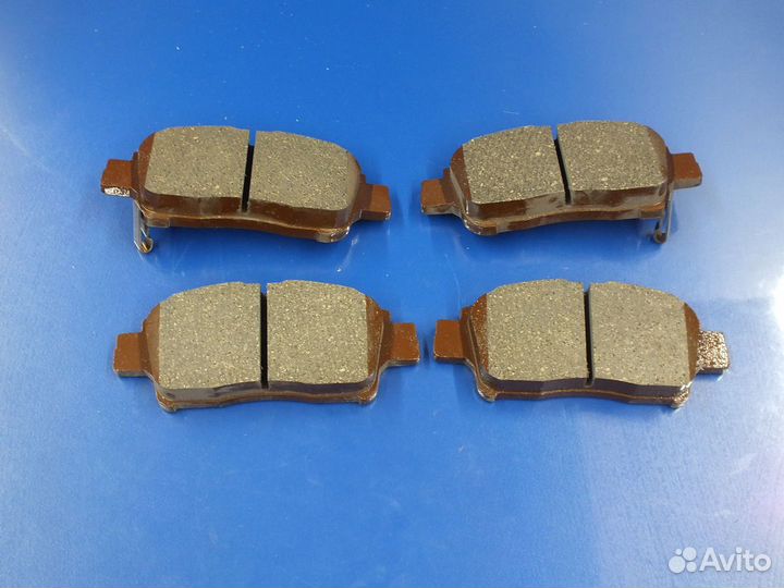 Колодки тормозные передние к-кт Toyota Platz (XP10