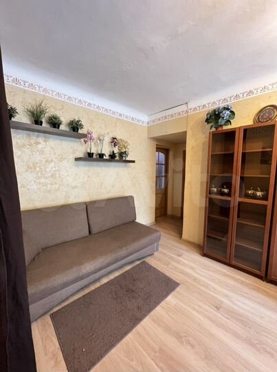 3-к. квартира, 60 м², 2/5 эт.