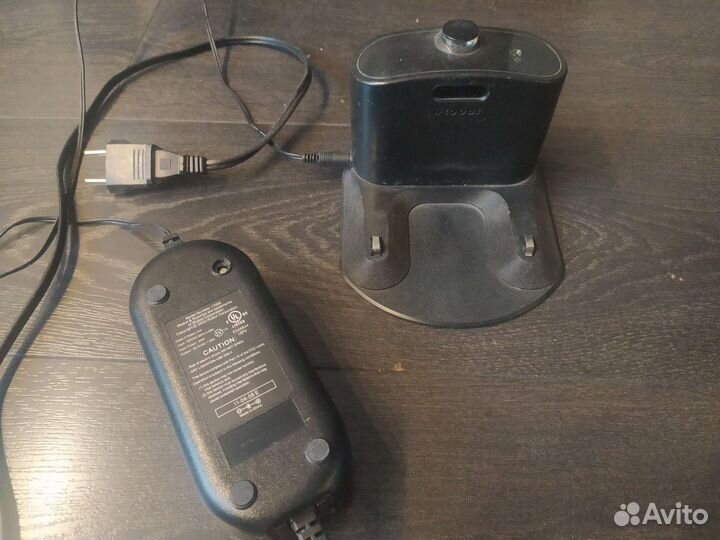 IRobot roomba на запчасти, база, адаптер