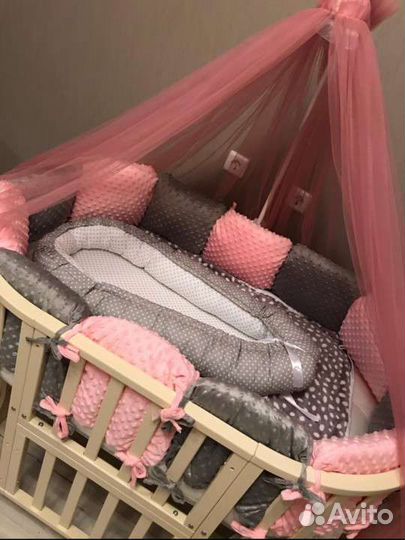 Бортики на детскую кроватку. На подарок