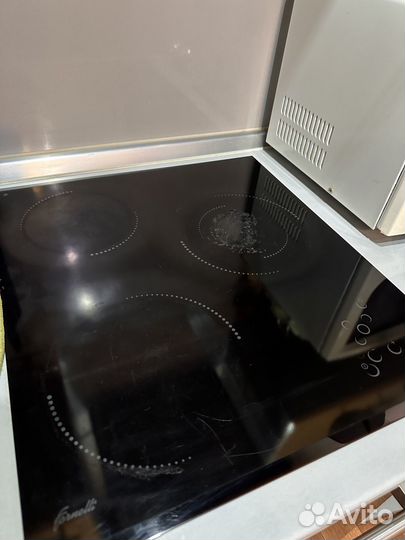 Продам встроенный кухонный гарнитур